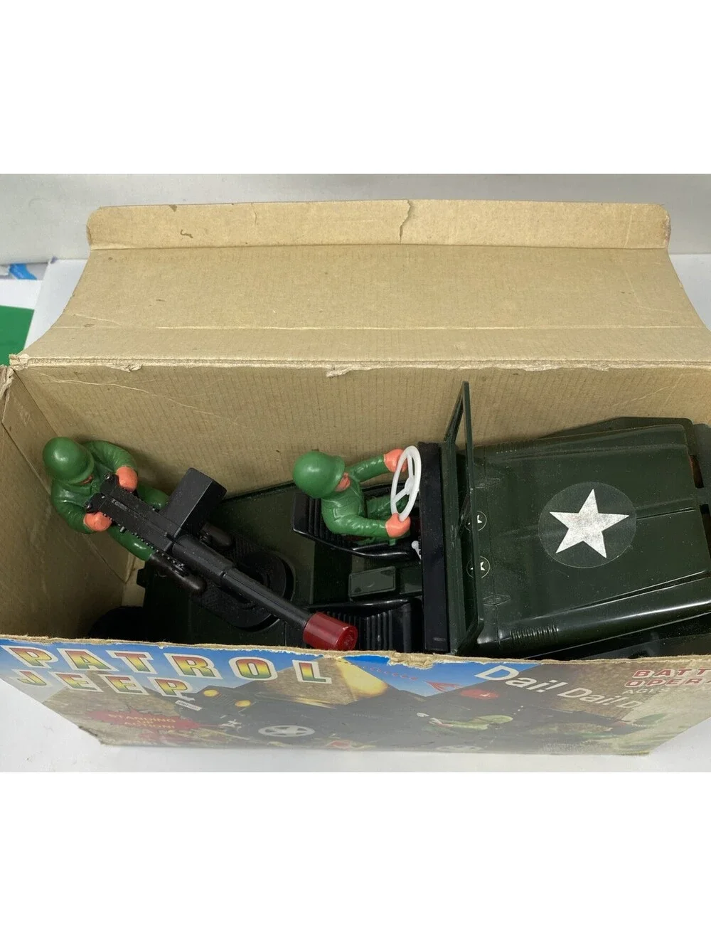 Rare Vintage Toy Army Jeep M-8401 Battery Operated 12” Long